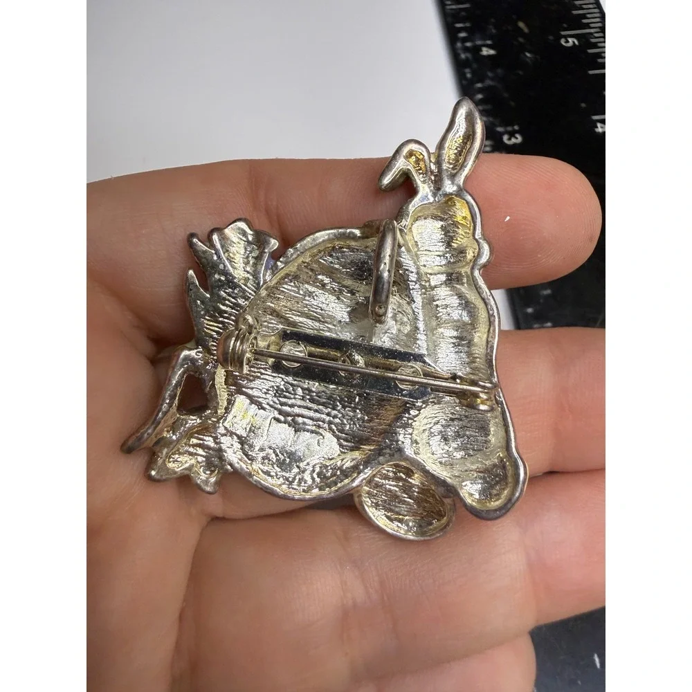 Enamel Easter Bunny Painting Egg Brooch Pendant Silver Tone Pastel Holiday Pin
